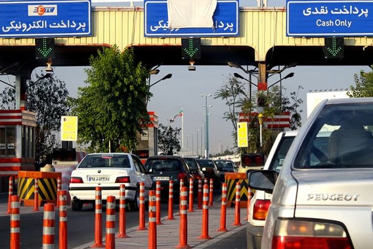 پرداخت نکردن عوارض در آزادراه تهران - شمال مشکل ساز شد
