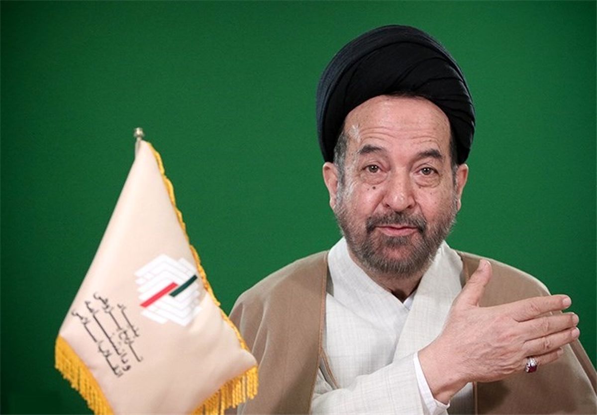 رئیس جمهور باید درباره حقوقهای نجومی پاسخگو باشد