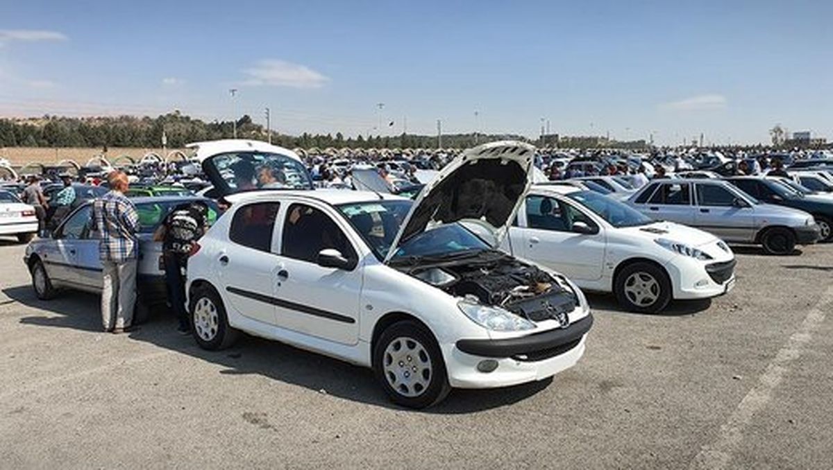 بازار خودرو سکته کرد / پراید ، پژو ، دنا و ساینا در 45 روز چقدر گران شدند ؟