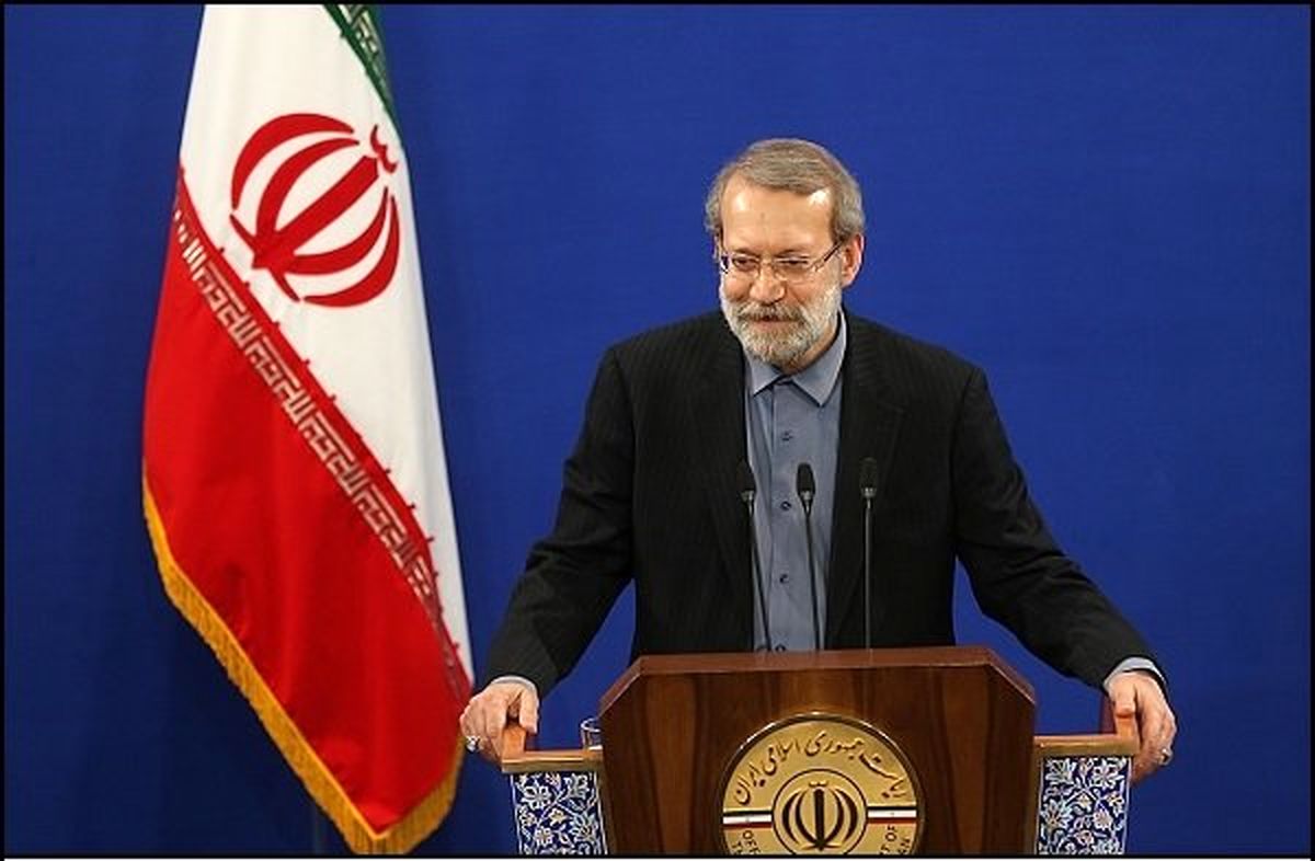 لاریجانی: نباید به برجام با تلخکامی و نگاه منفی‌ نگریست