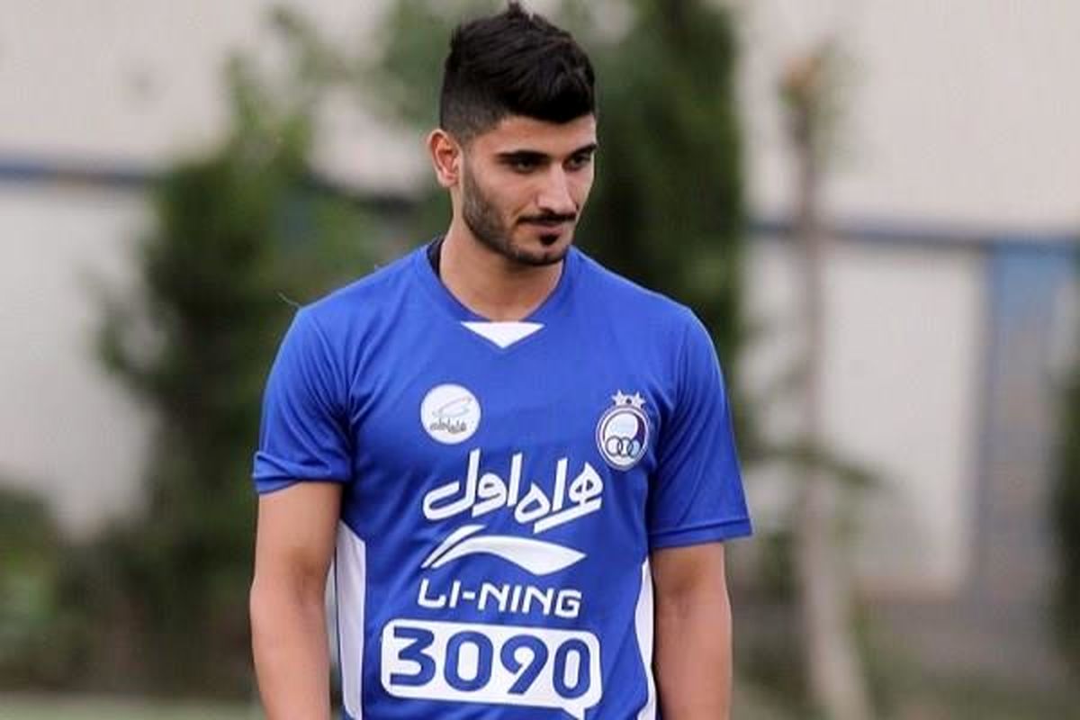 حرکت عجیب مدافع استقلال بعد از باخت دیشب