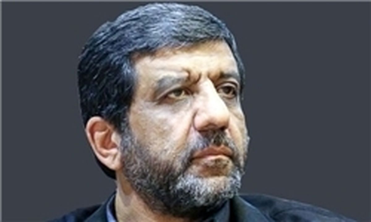 ضرغامی: خدا را شکر تلویزیون دست دولت‌ها نیست
