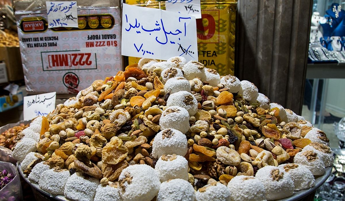 تأمین میوه و آجیل شب یلدا در میادین و بازار‌های میوه و تره بار