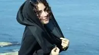خانم بازیگر زیبا و کم کار لب دریا+عکس