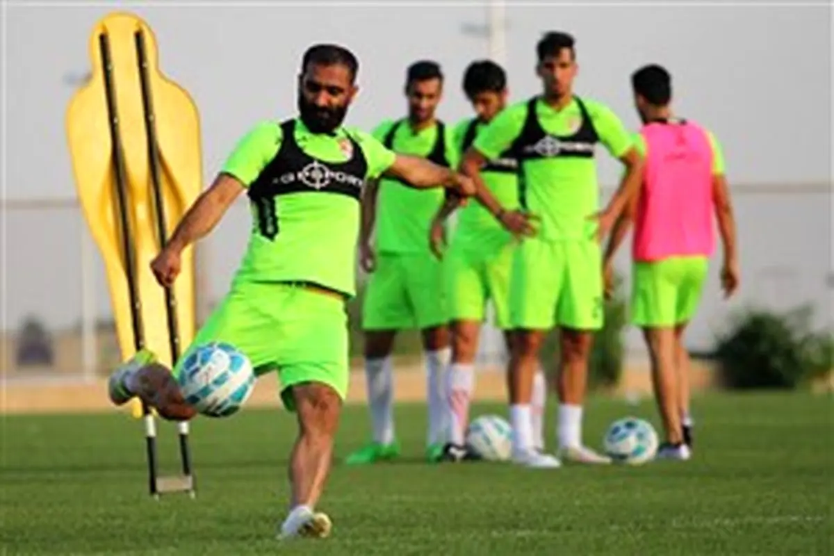 تراکتوری ها، شوخی هایشان با چاقو کشی است