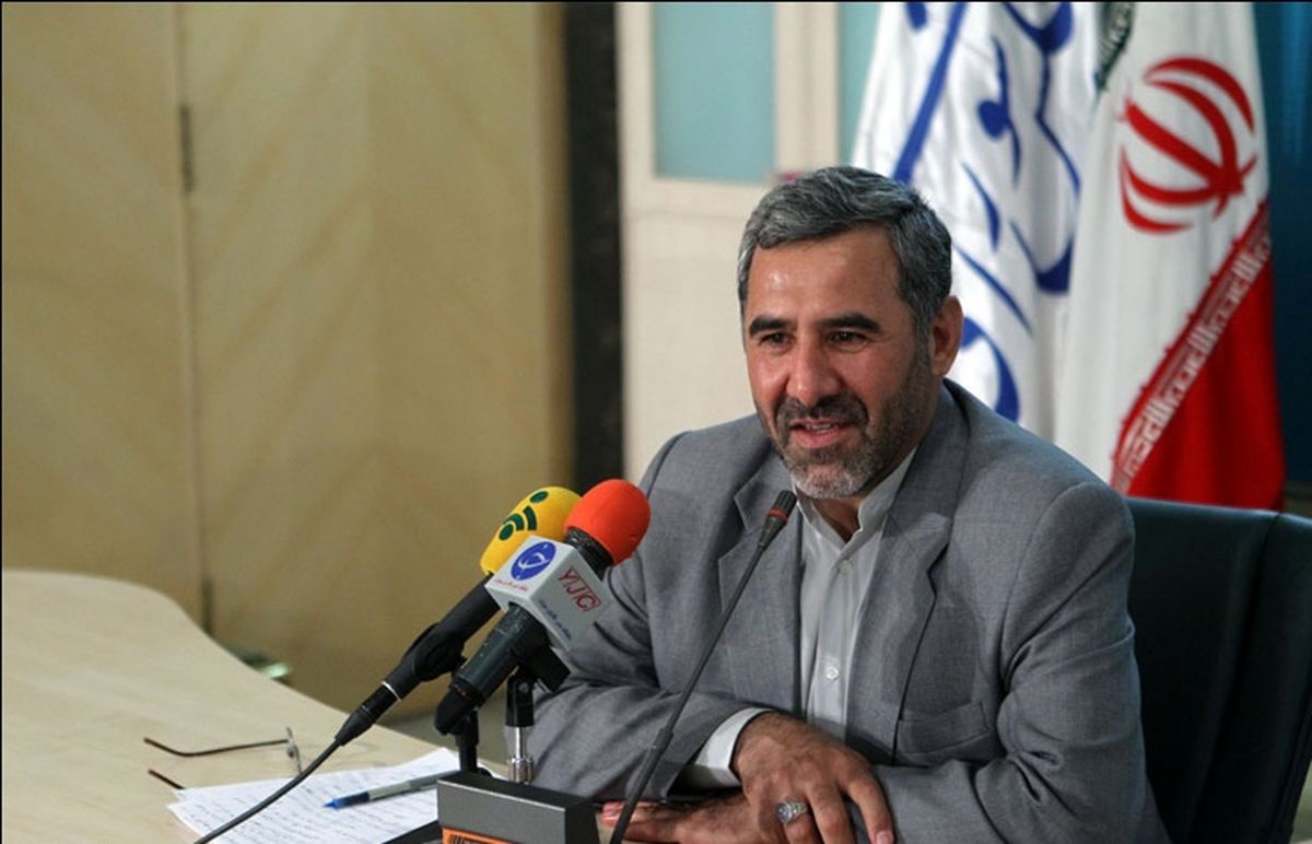 کاتب:رئیس بانک مرکزی در جلسه غیر علنی گزارش می دهد