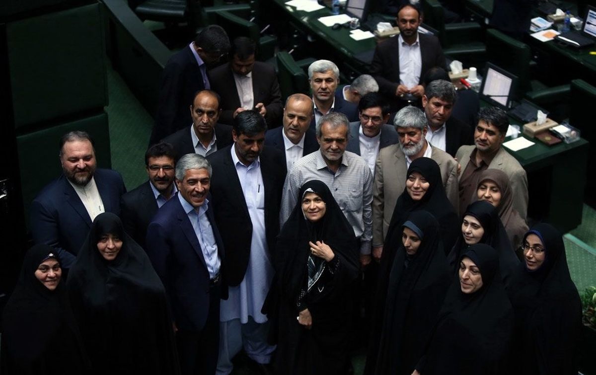 نقش آفرینی زنان در مجلس وفرآیند قانونگذاری