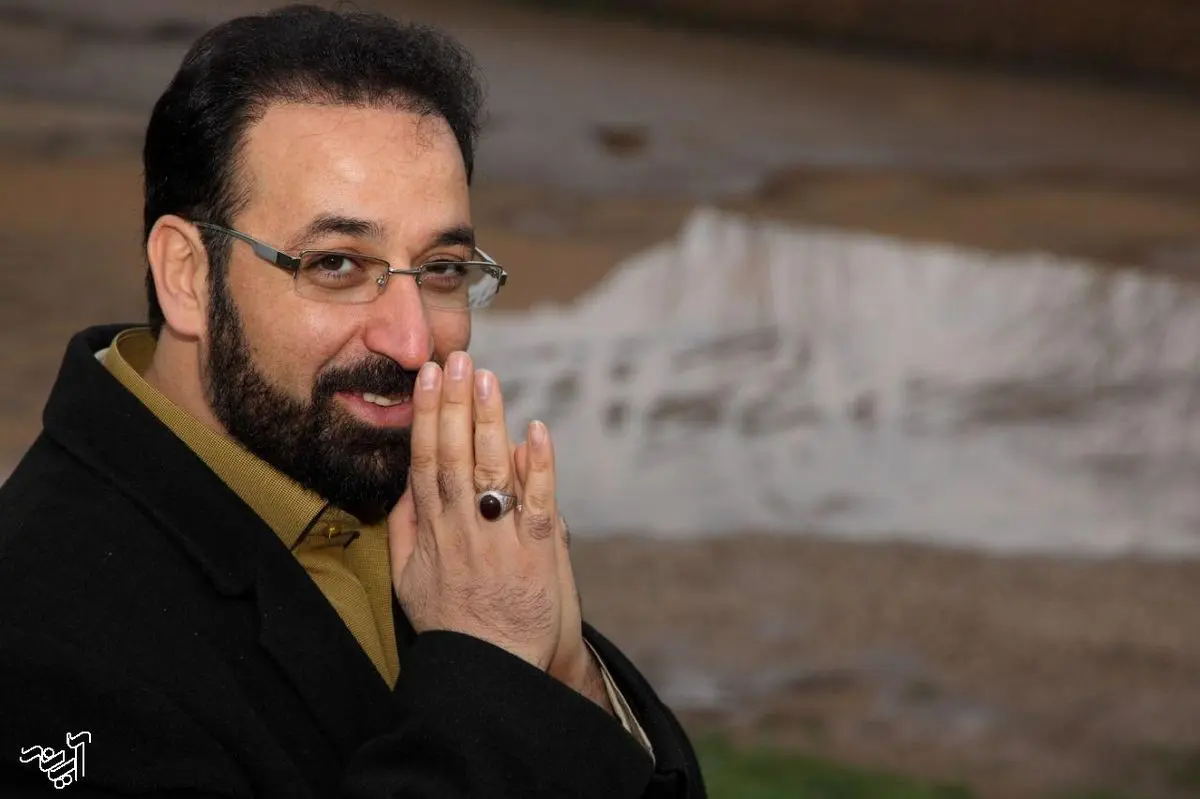 مجری ممنوع التصویر به تلویزیون بازگشت