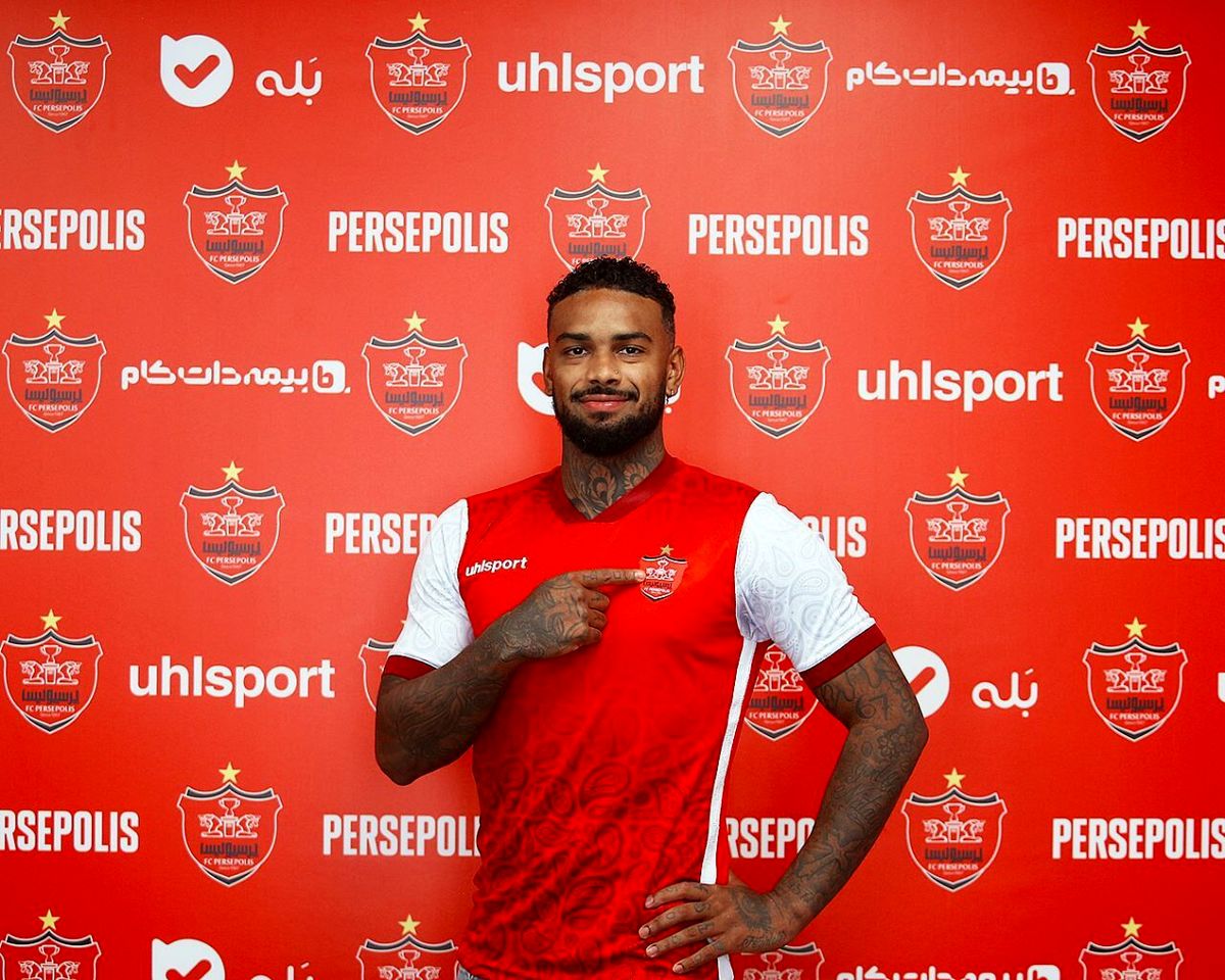 لوکادیا به طور رسمی پرسپولیسی شد