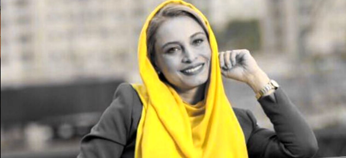 عکس شاد مریم کاویانی با تیپ زرد
