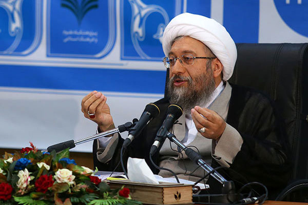 رییس قوه قضاییه: از انتقاد سازنده استقبال می‌کنیم