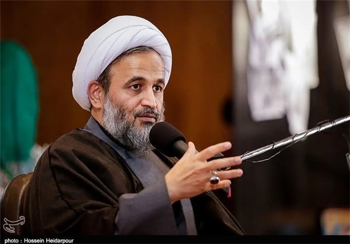 سیاستمداران ما باید بر آمده از تشکیلات مردمی باشند