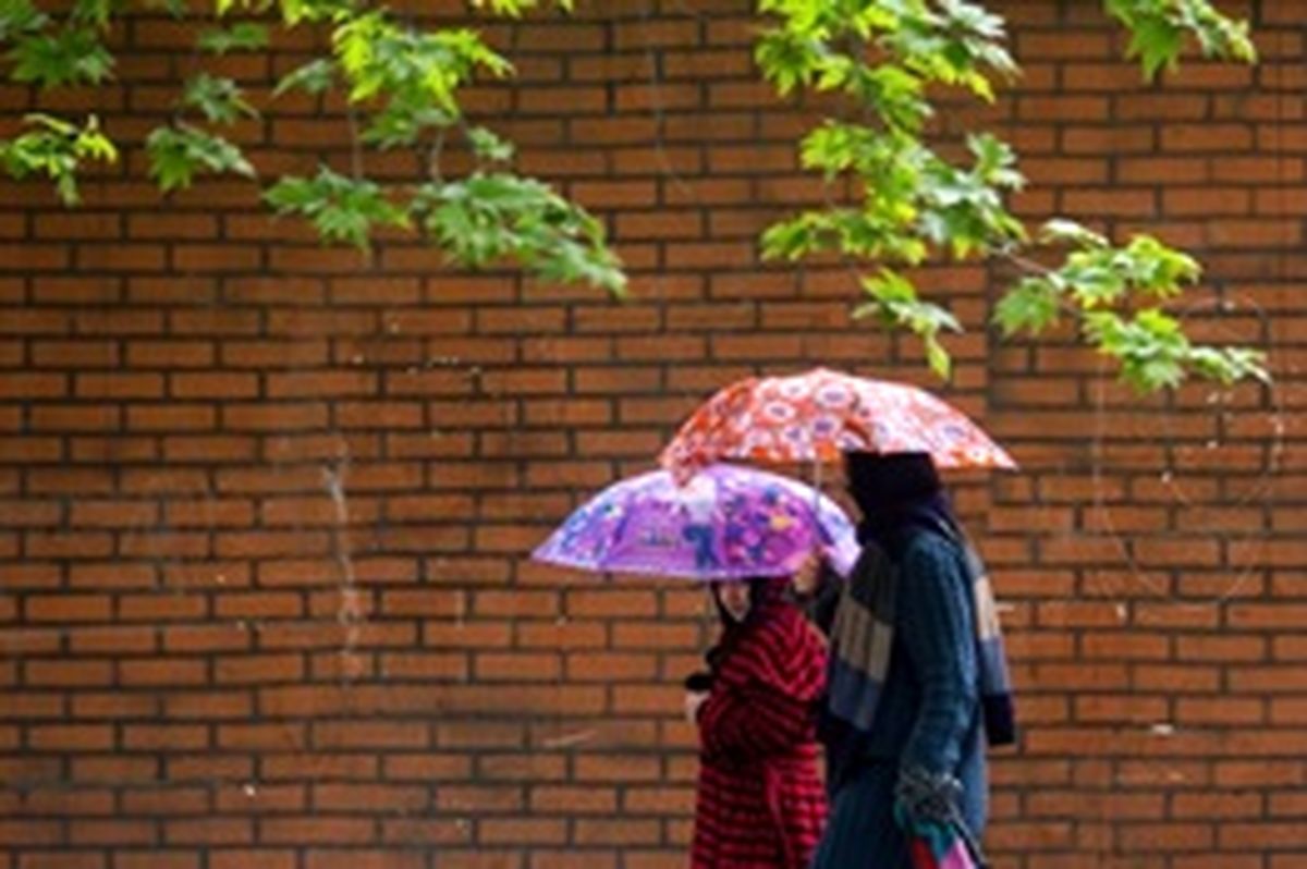 آسمان تهران امروز نیمه ابری است