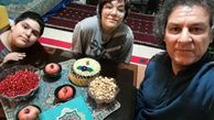 شب یلدا آقای بازیگر با فرزندانش + عکس