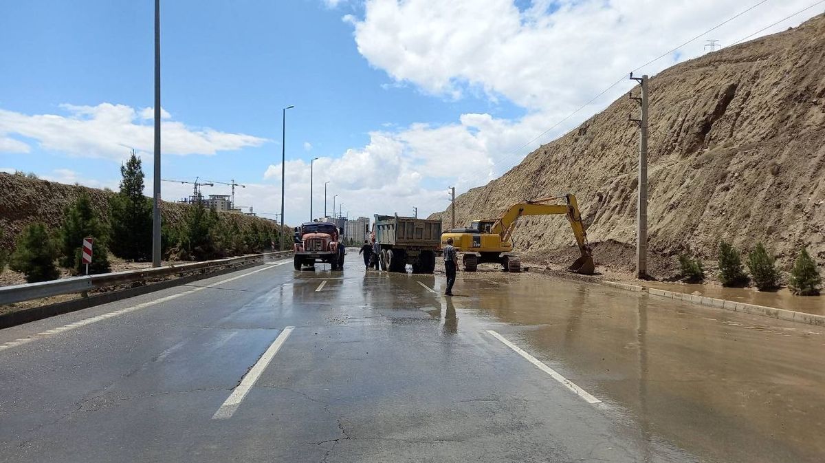 سقوط وحشتناک اتوبوس در دره در اتوبان خرازی