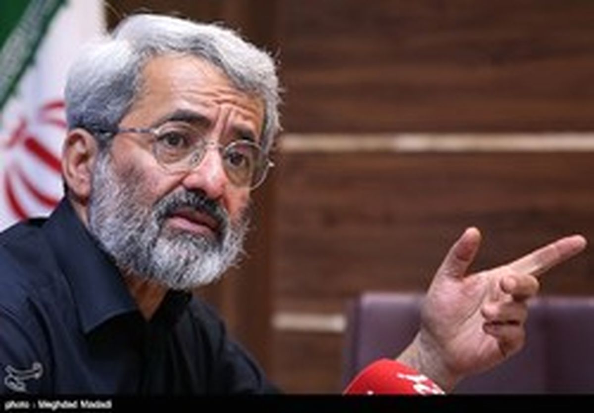 چرا تغییر وزرای اقتصادی انجام نمی‌شود؟