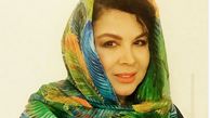شهره سلطانی با روسری پر طاووسی