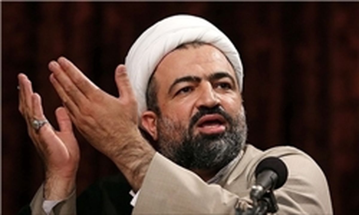 آقای صالحی! احمدی‌ روشن هنگام شهادت نیروی شرکتی بود