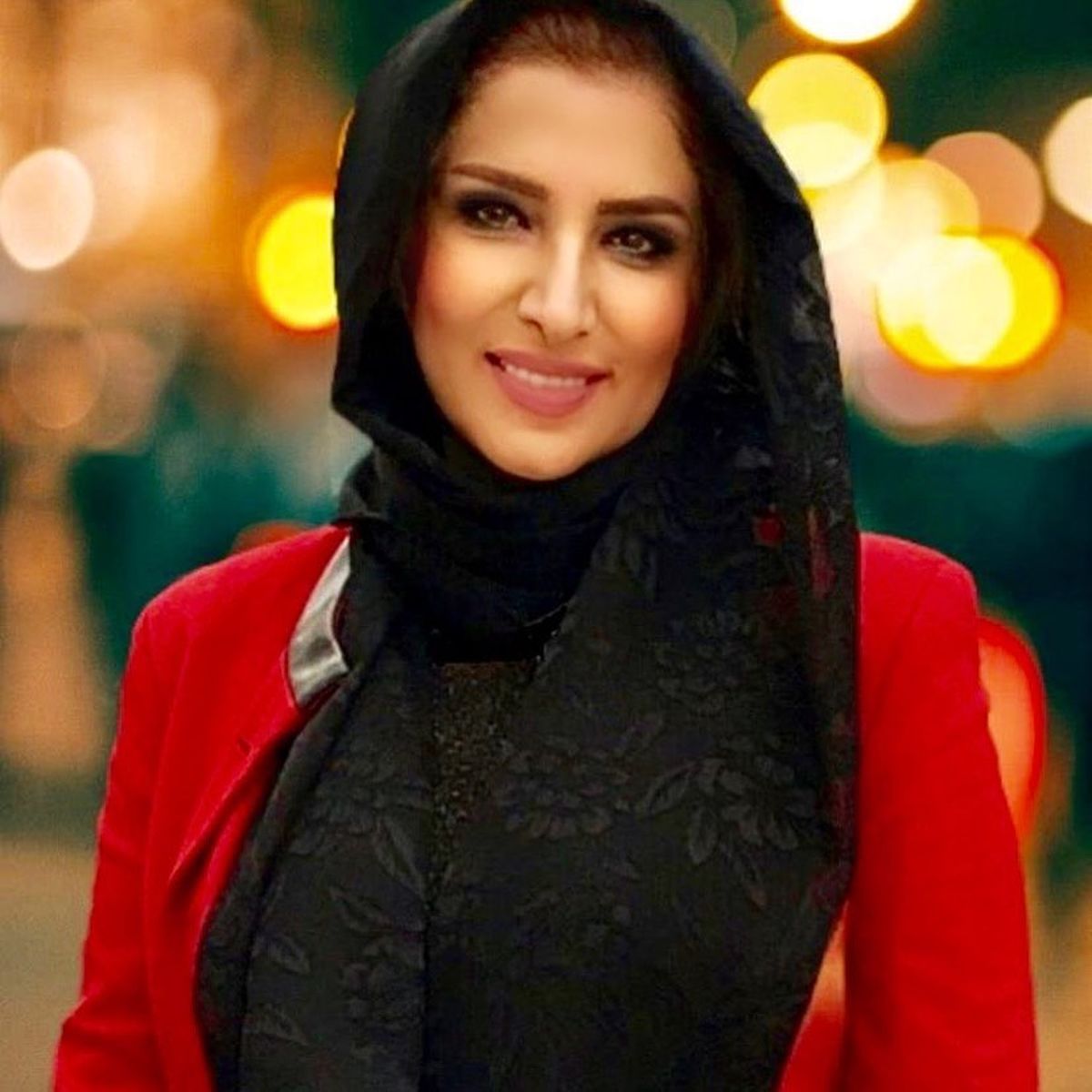 مانتو جیغ و تیپ متفاوت مجری به خانه برمیگردیم+عکس