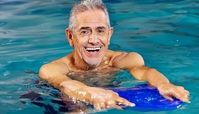 نحوه صحیح اب درمانی برای کمردرد و دیسک کمر