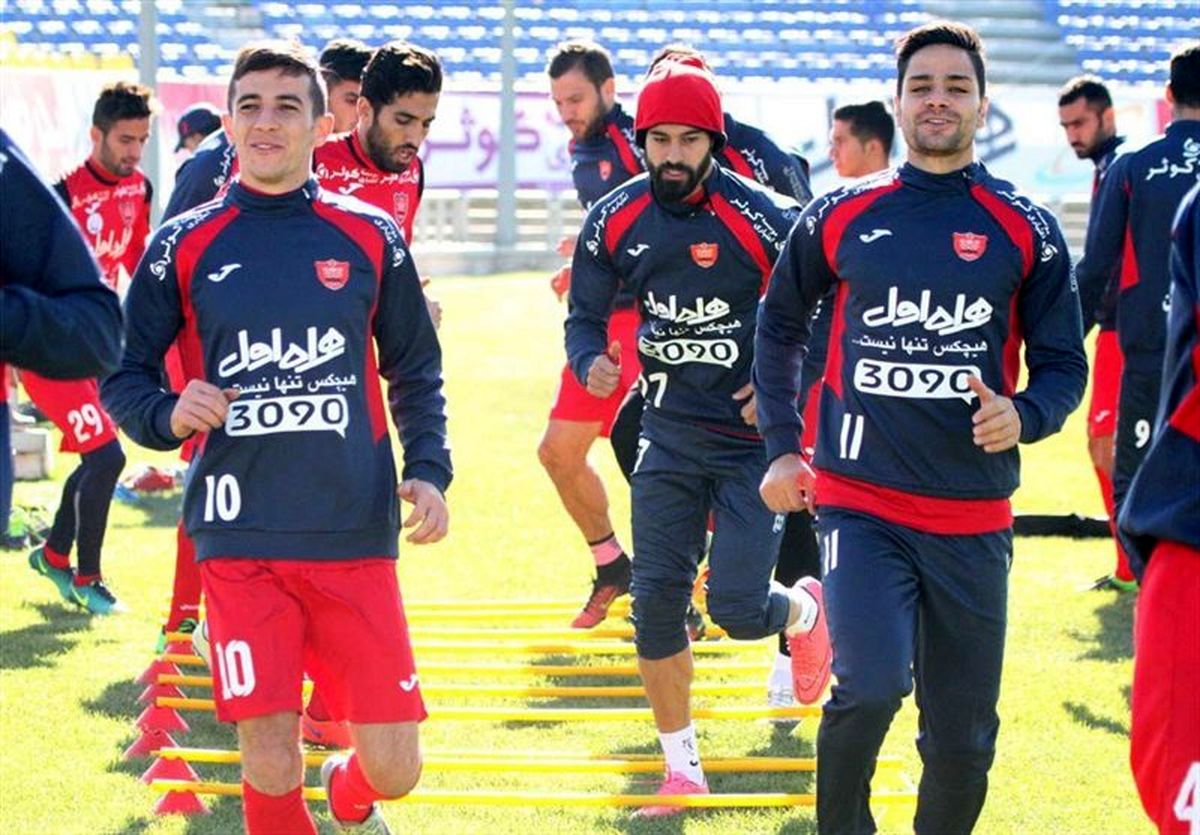 غیبت 3 بازیکن پرسپولیس مقابل ذوب‌آهن 