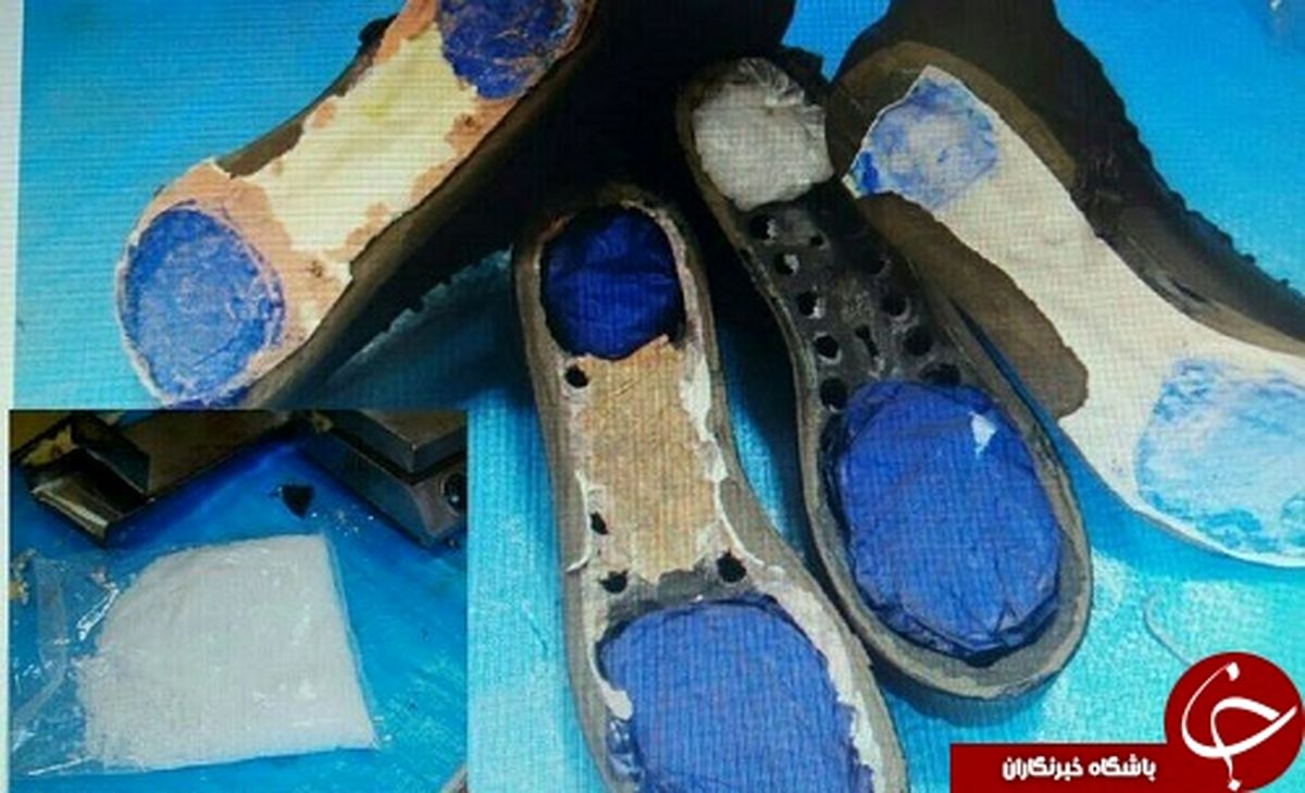 کشف ماده مخدر شیشه از داخل پاشنه کفش +عکس