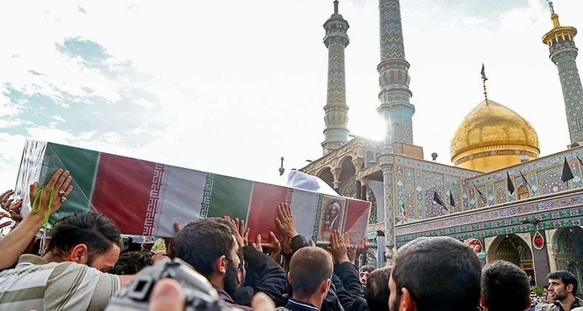 پیکر مطهر «حجت‌الاسلام دهقانی» از شهدای مدافع حرم تشییع شد