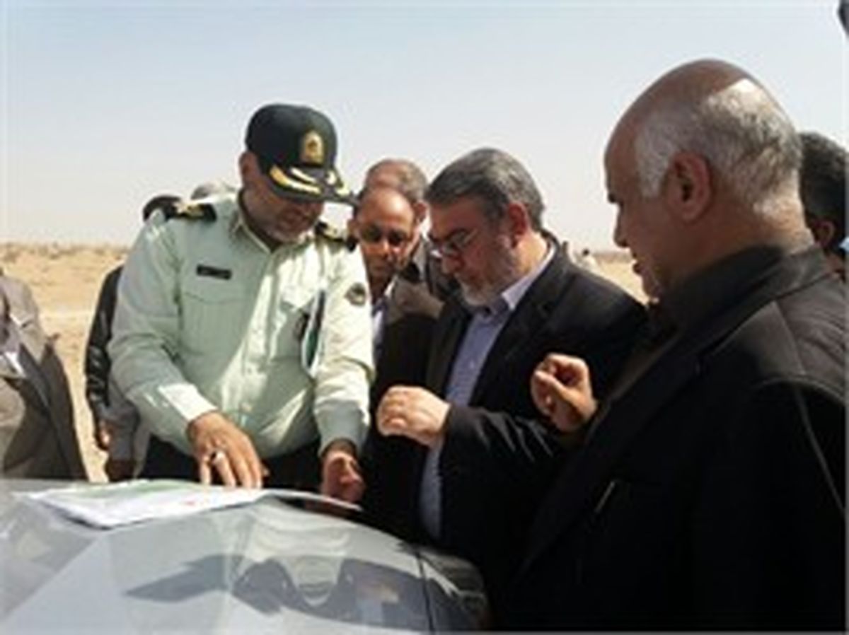 بازدید وزیر کشور از مرز چذابه