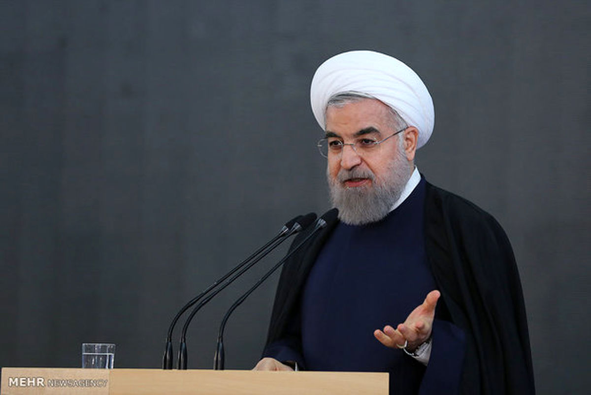 روحانی: هماهنگی کامل قوا برای خنثی کردن توطئه‌ها ضروری است