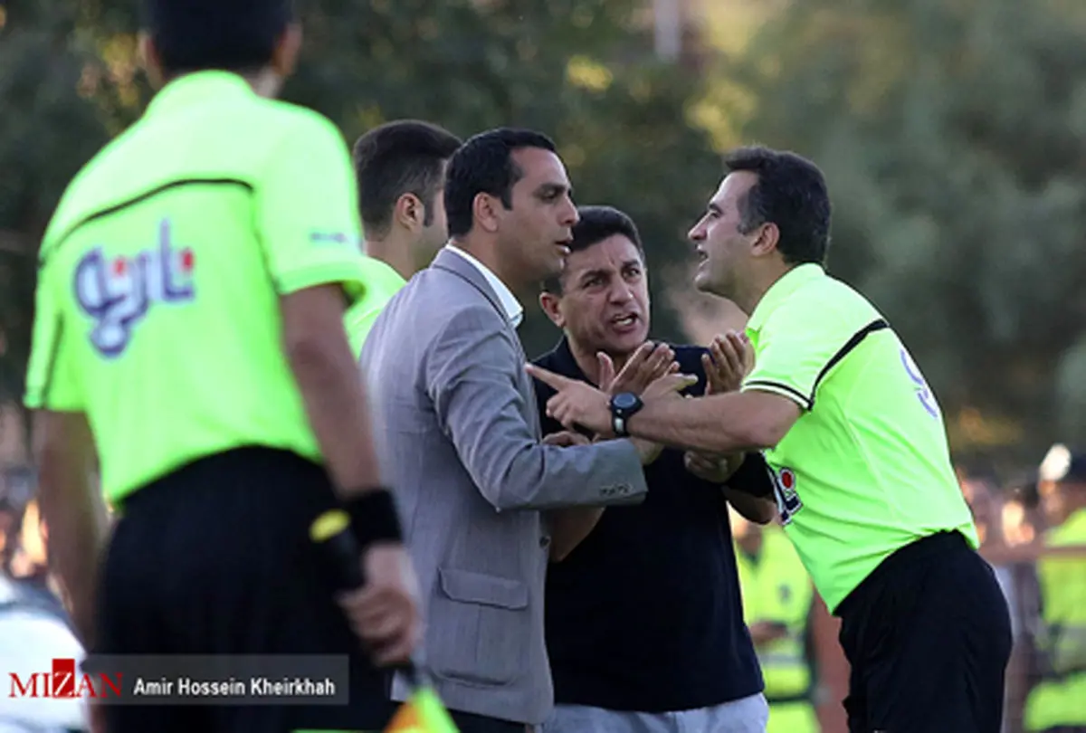  ناظر بازی کتک خورد چون فکر کردند پرسپولیسی است! 