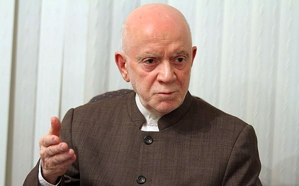  رئیس‌جمهور حاشیه‌سازی نکند