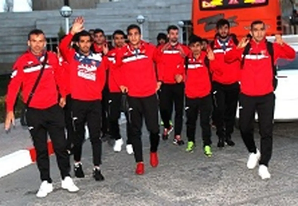 حضور پرسپولیسی‌ها در حرم امام رضا(ع) 