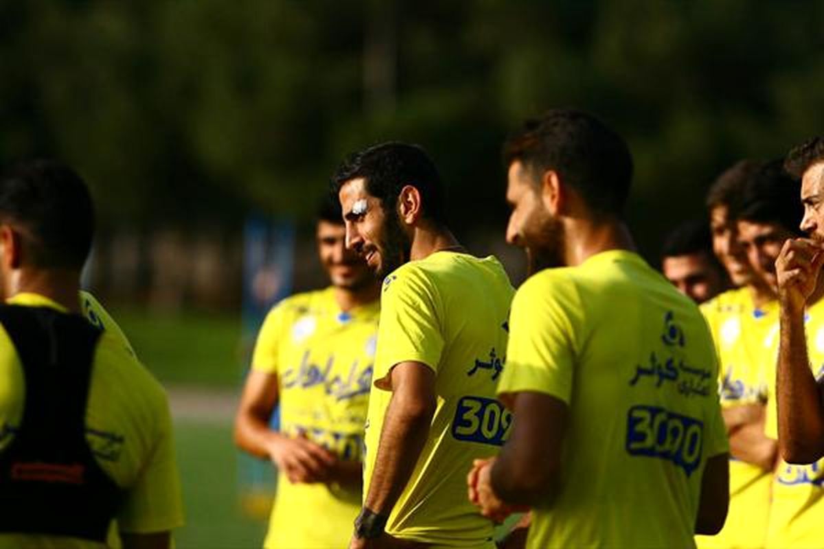 خط قرمز منصوریان روی نام دو خرید میلیاردی استقلال