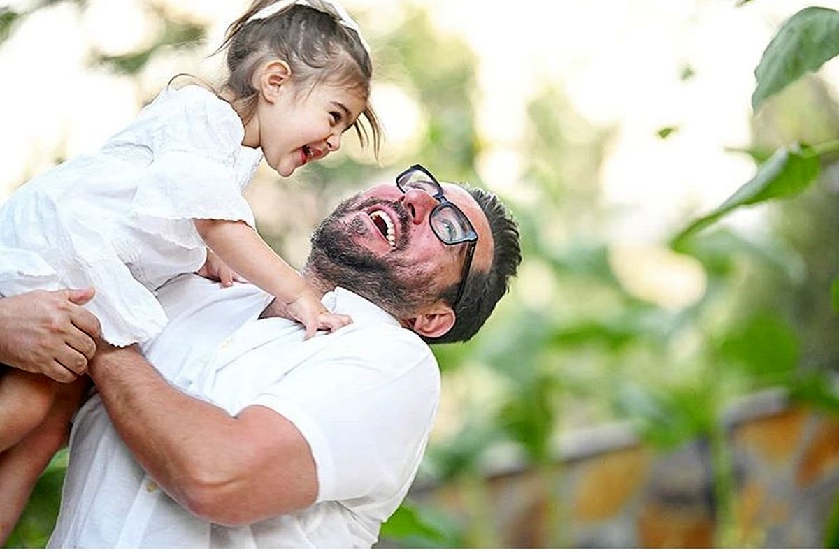 حال خوش محسن کیایی با دخترش + عکس