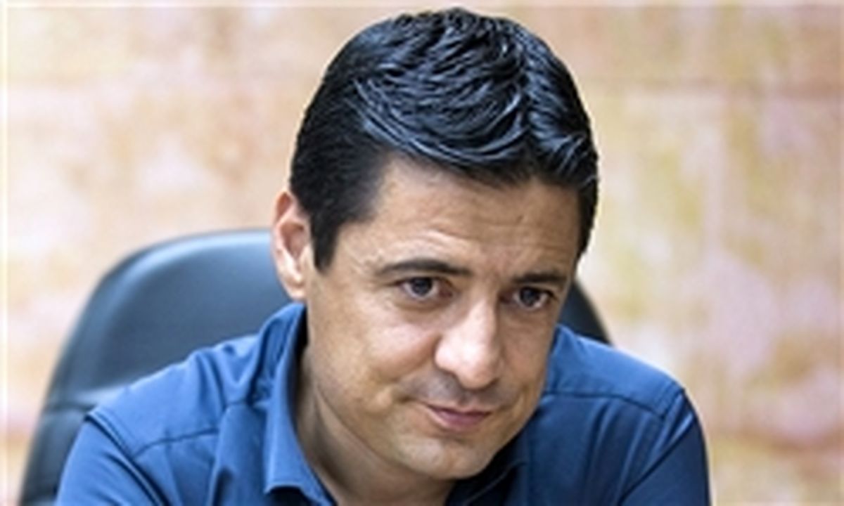 فغانی به صورت «آفلاین» قضاوت می‌کند