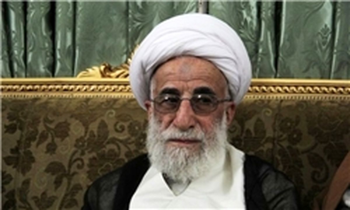 آیت‌الله جنتی:بیانات رهبر انقلاب باید نصب‌العین دانشجویان حزب‌اللهی باشد