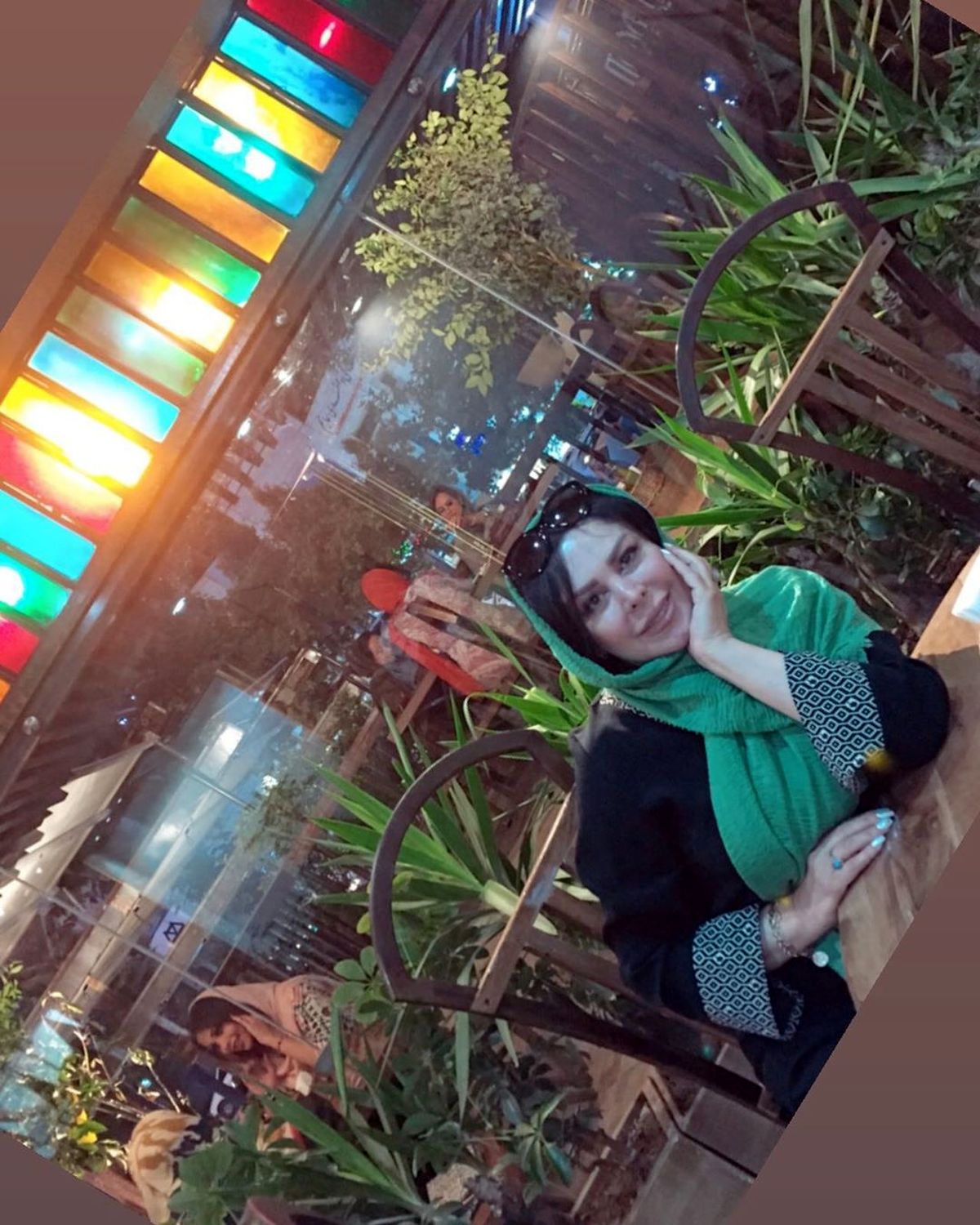 توصیه عشقی فلور نظری برای طرفدارانش