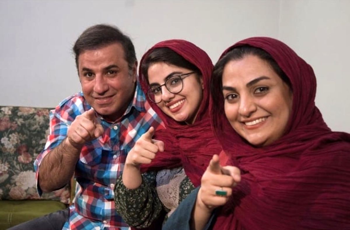 عکس خانوادگی مرحوم علی سلیمانی با همسر و دخترش