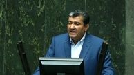 خجسته: وضعیت دانشگاه آزاد نگران کننده است