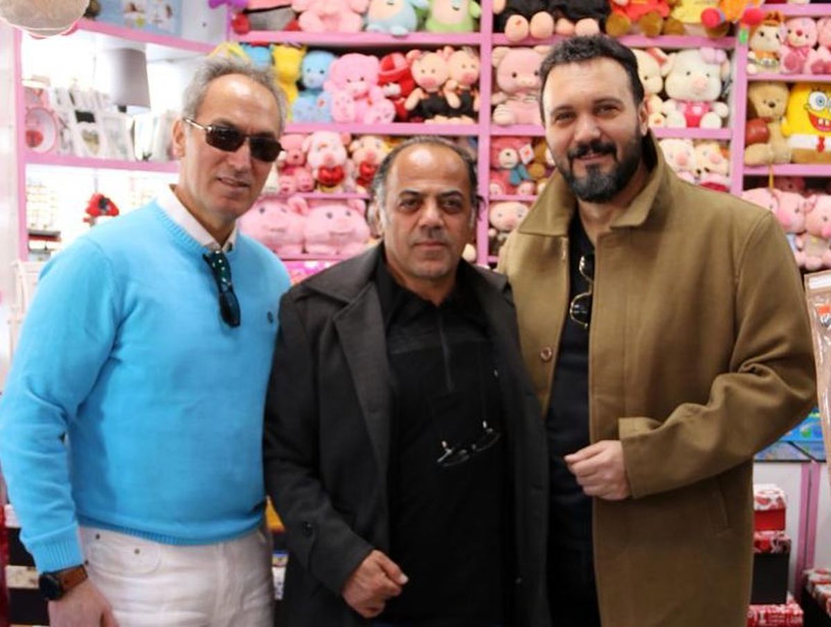 جواد افشار و کامبیز دیرباز در پشت صحنه «گاندو»