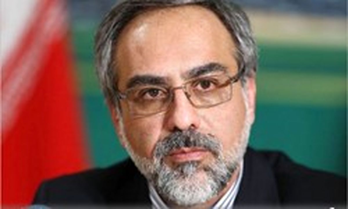 دهقانی: تیم اقتصادی دولت قوی نیست