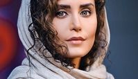 الناز شاکردوست با شالی زیبا
