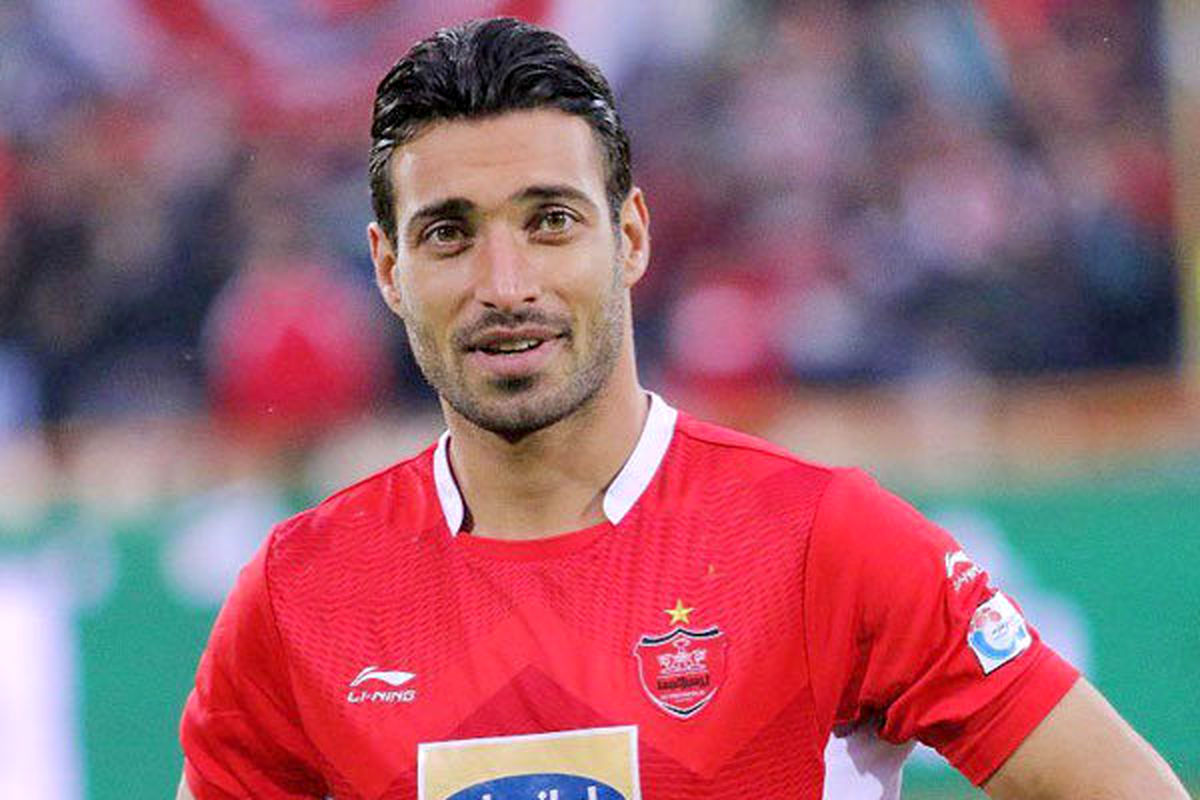 تعهد باشگاه پرسپولیس از گلزن دیدار با ماشین‌سازی!