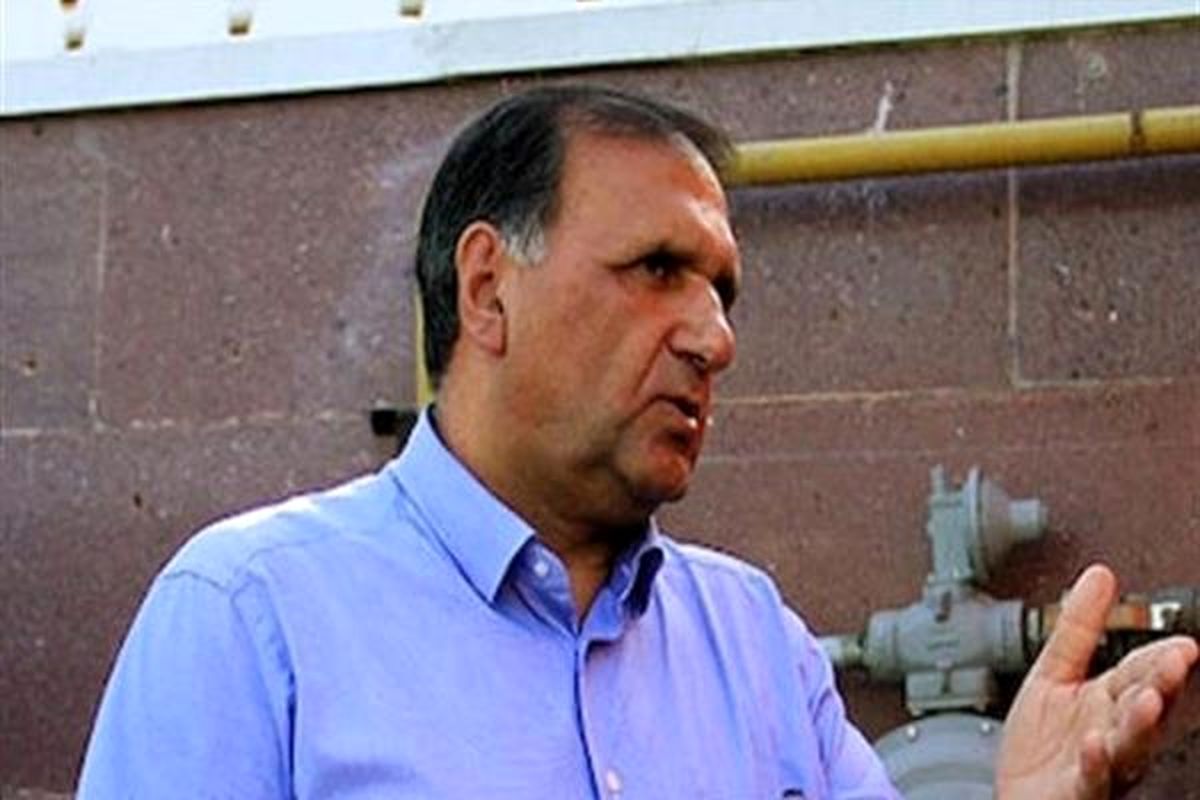 بیرانوند در پرسپولیس بماند و آقایی کند