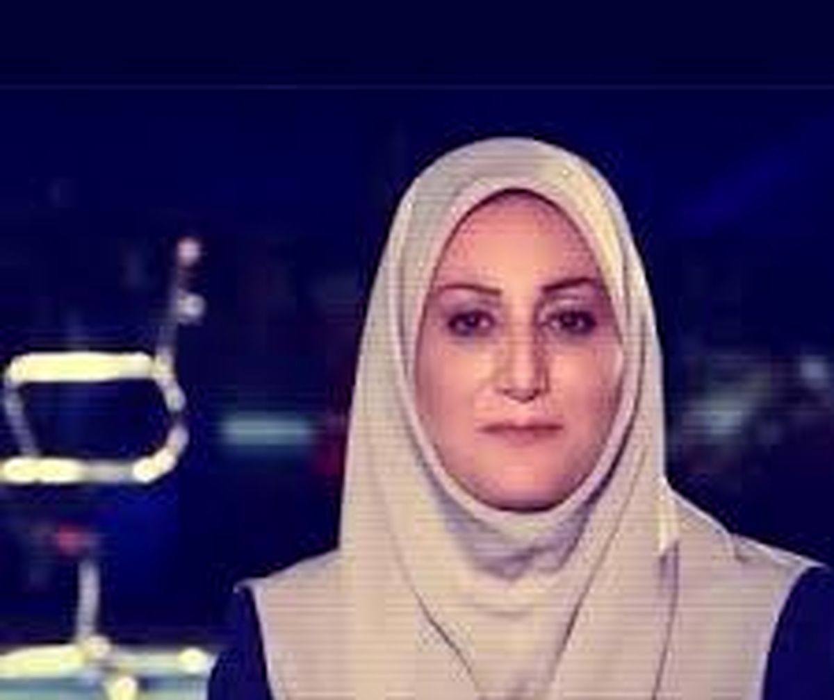 عکس «سوسن حسنی دخت» در کنار آب انبار ابرکوه یزد