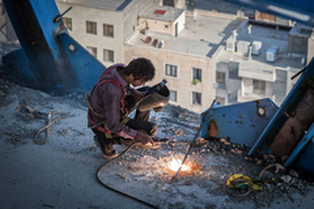 شاخصهای بازار کار در ایران/ نرخ بیکاری ۱۲.۲ درصد