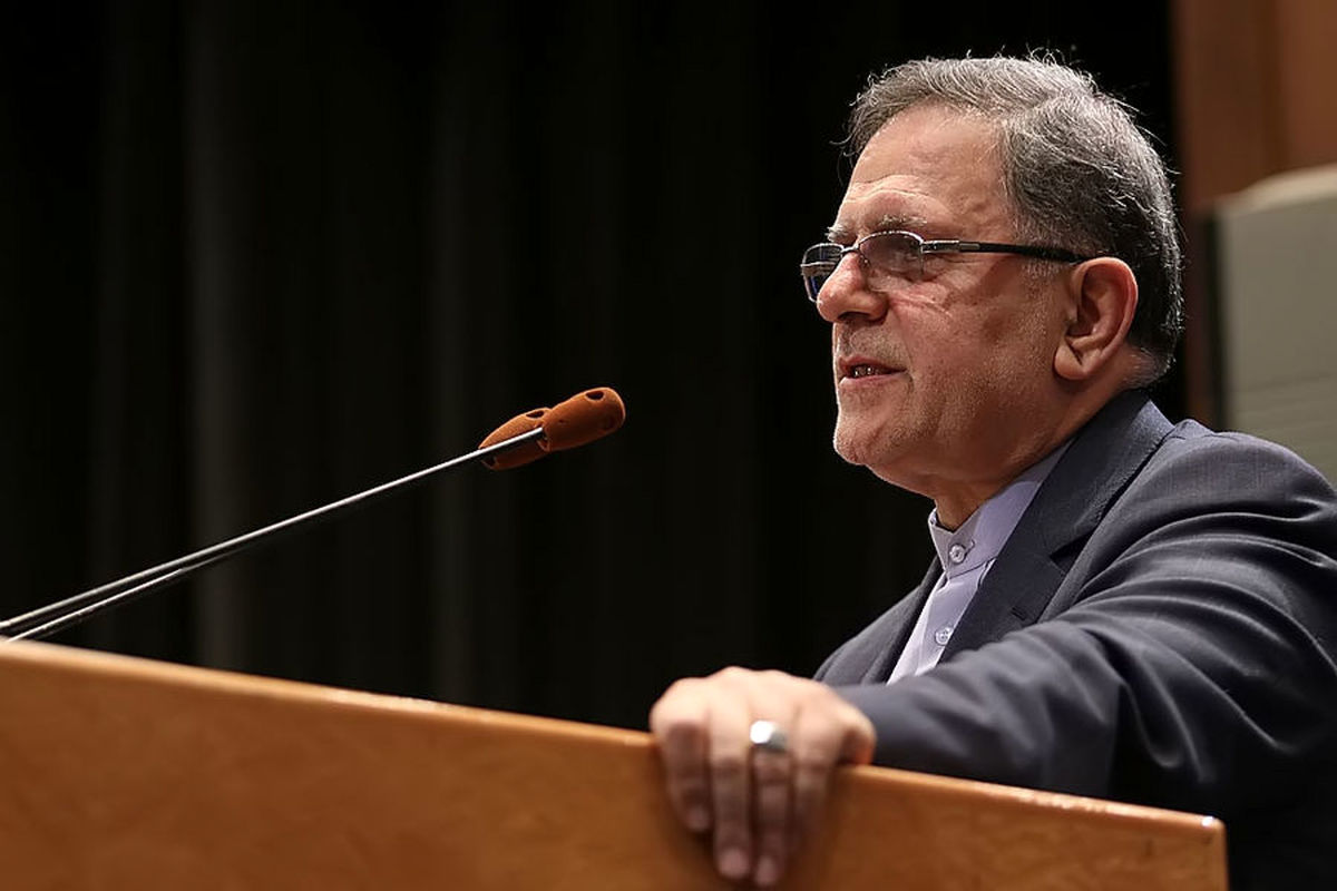 چه کسی برای «دلار» در دولت روحانی، «قربانی» می شود؟