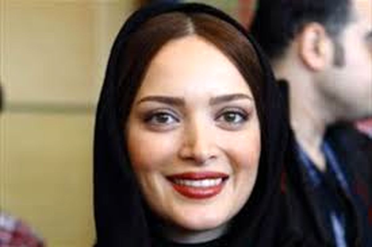  سلفی بازی «بهنوش طباطبایی» در ترافیک