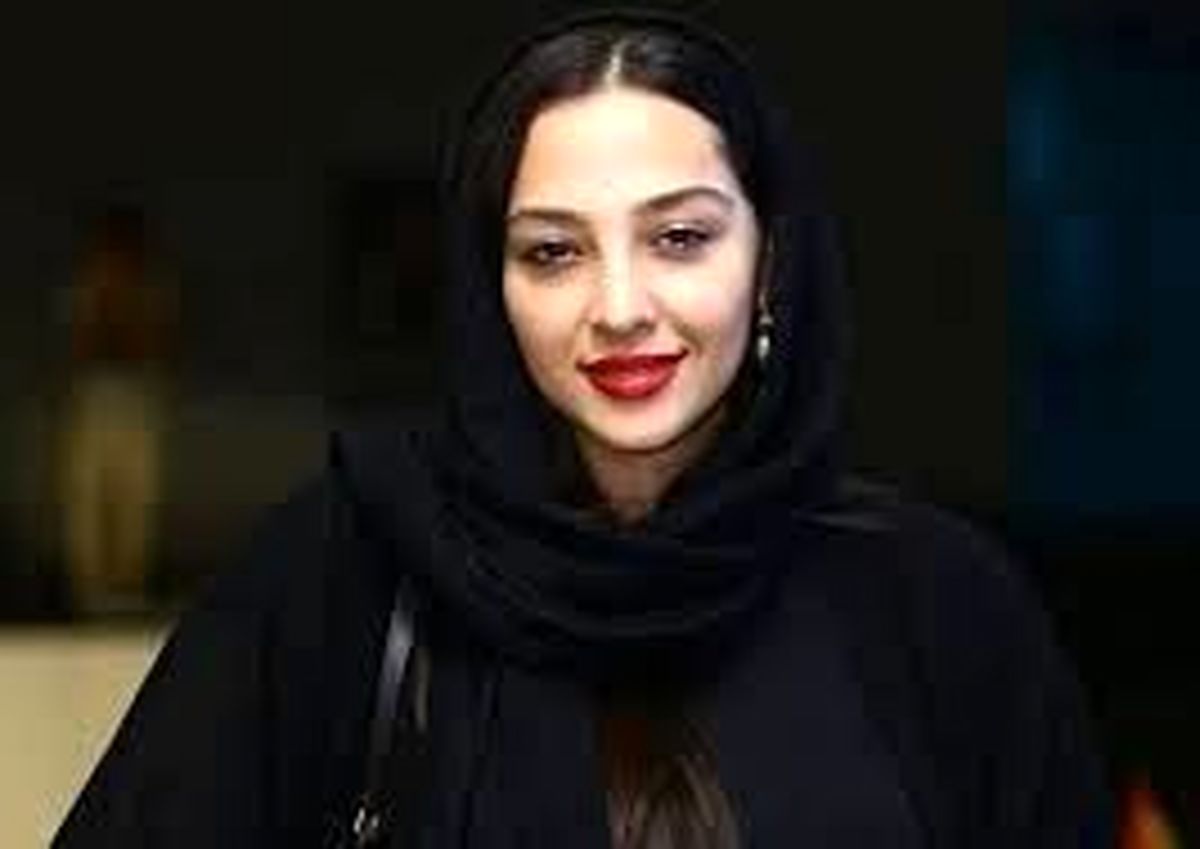 عکس خاکستری آناهیتا درگاهی 
