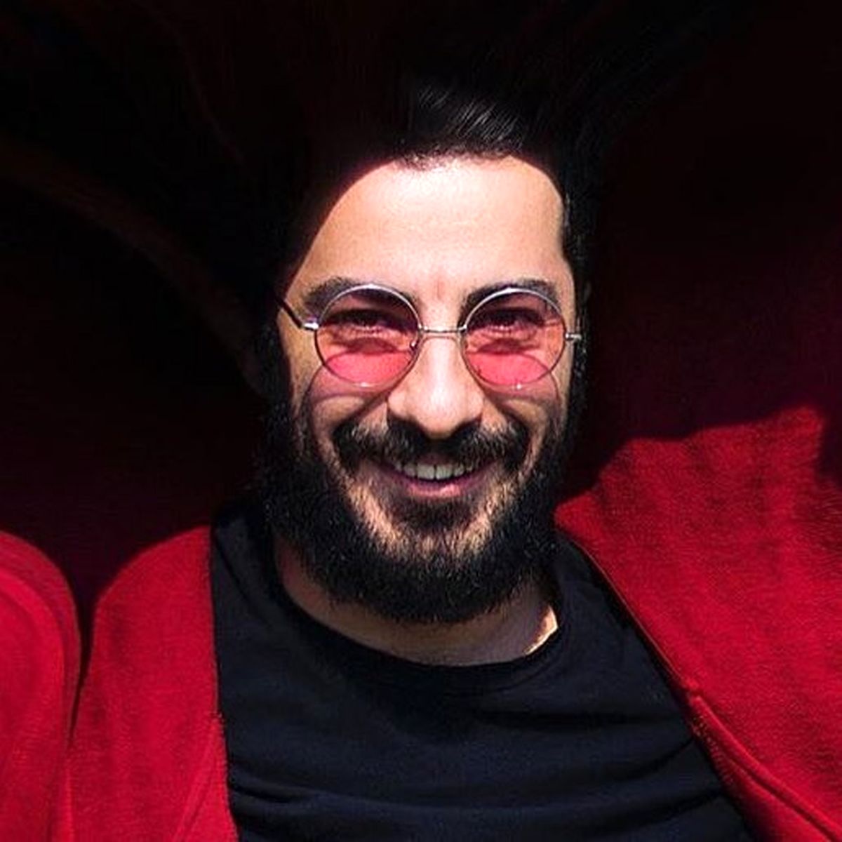 ستاره سینما: عادل می مونه، شما می ری!